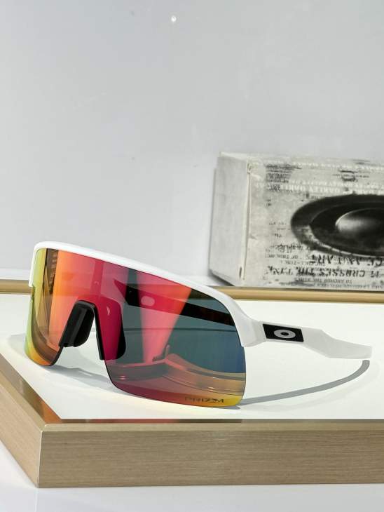 Picture of Oakley Sunglasses _SKUfw72824273fw